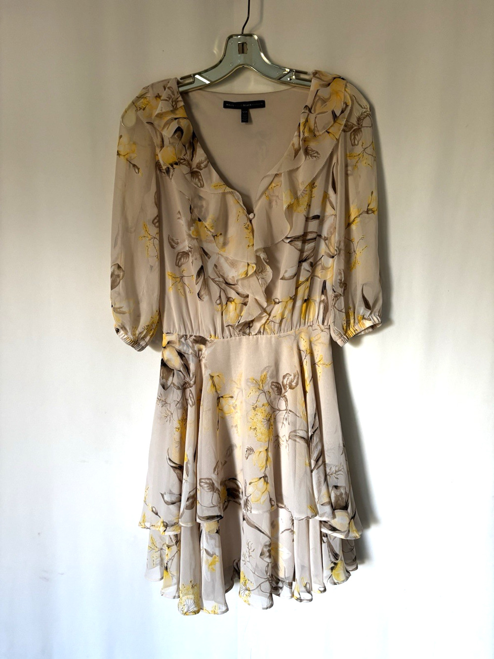White House Black Market XXS Mini Short Floral Yellow Vneck WHBM